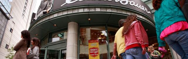 Eddie Bauer's almost 200 North American stores are at risk of closure as its operator nears bankruptcy