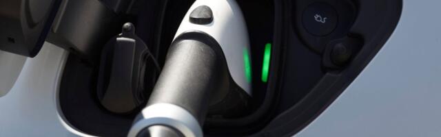 Automakers unite to build EV charging network