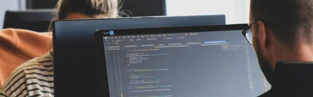 You can publish apps from Manus without Xcode or Android Studio