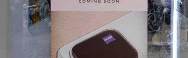Indian retailers are putting up "coming soon" posters for the vivo V30 and vivo V30 Pro