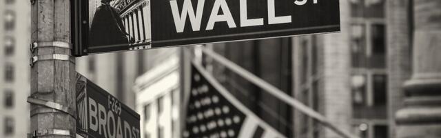 Wall Street’s Lost Year: Few Jobs, Smaller Bonuses