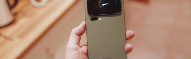 I've Used the Wild Xiaomi 17 Pro Max, and Its Rear Screen Is Bonkers