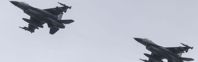 Ukraine's future F-16 fighter pilots are learning to fly without GPS as Russian jamming complicates air combat