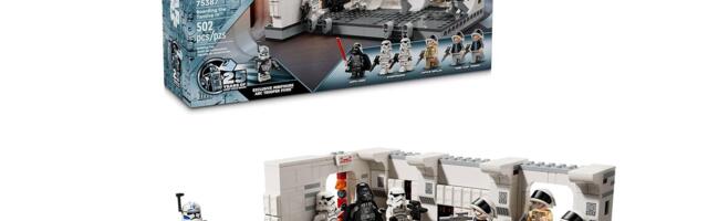 This LEGO Star Wars Playset With Exclusive 25th Anniversary Minifigures Is Still at Black Friday Price