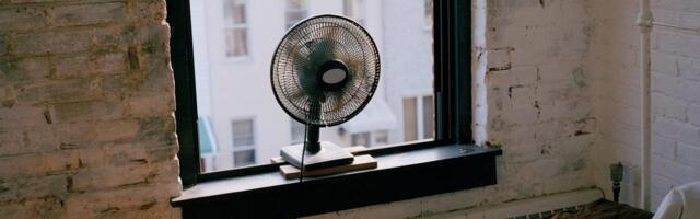 Here Are the 4 Best Noise Colors to Improve Your Sleep