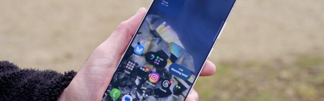 Samsung Galaxy S26 Ultra’s cool privacy display is coming to more phones