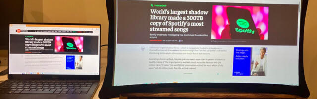 The Splay is a subpar monitor but an exciting portable projector 