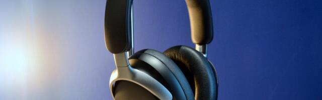 Our pick for the best noise cancelling headphones just got a price cut