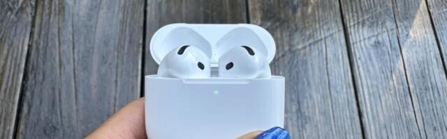 Attention: Apple AirPods 4 are back under $100 at Amazon