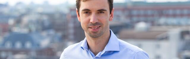 A top Booking.com exec shares his go-to AI prompt