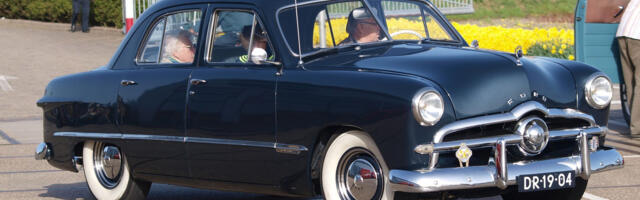 Why Is The 1949 Ford Called 'Shoebox?'