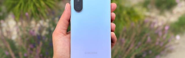 Stop Buying Expensive Phones. I Tested This $400 Samsung Galaxy That Nails the Basics