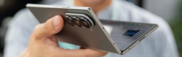 Samsung Galaxy Z Fold 7 Hands-On: Finally as Thin and Light as a Regular Phone