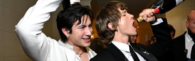 Heated Rivalry fans in Russia are breaking antigay laws to stream the show