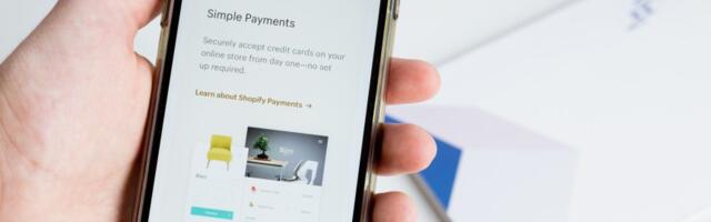 From Shopify to global enterprise: The 5 biggest companies that began as a Shopify dropshipping store