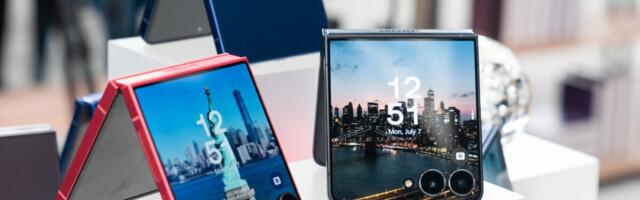 Samsung Galaxy Z Flip 7 Hands-On: The Cover Screen Is No Longer Made for Ants