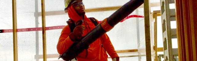 I'm a 29-year-old pipe fitter who makes over $100,000 a year. Here are my 3 tips for anyone interested in entering the trades.