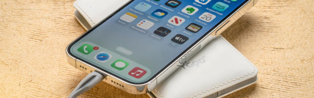 5 Of The Fastest Power Banks For Charging Your iPhone