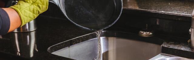 4 Foods That Prove Cast-Iron Cookware Is Not Indestructible