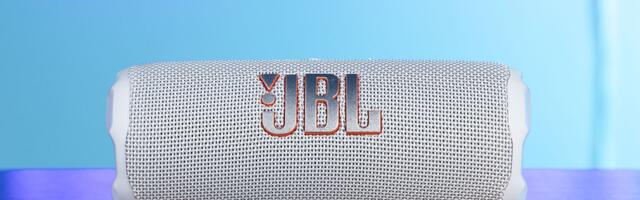 JBL Flip 7 Review: Big Sound in a Small Package