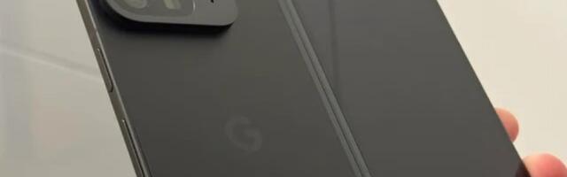 Google Pixel 9 Pro Fold retail unit gets unboxed, compared to the original Pixel Fold