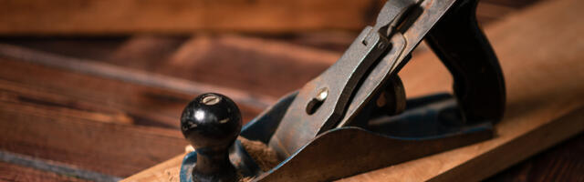 What Is A Hand Planer & What Can Woodworkers Do With One?