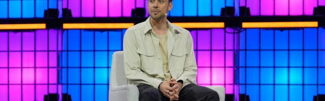 Vibe coding is being called the greatest unlock for non-techies. These 5 startups are raising billions.