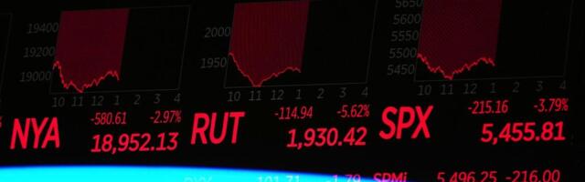 Think twice before bailing out of the stock market, financial advisers say