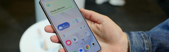 Galaxy S26 Ultra Hands-On: Slimmer, Lighter and Loaded With Upgrades