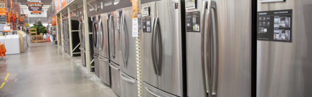 Consumer Reports Ranks This LG Bottom-Freezer Refrigerator The Best In Its Class