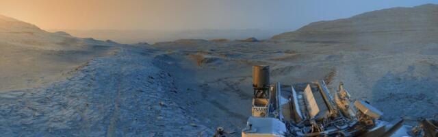 Mars has never looked so serene in this gorgeous image from a NASA rover