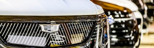 Average price for a new car surpasses $50,000 for first time Average price for a new car surpasses $50,000 for first time