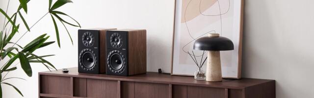 These small and stylish wireless stereo speakers pack in Hi-Res connectivity, turntable phono support, HDMI, aptX and more — and all at a seriously tempting price