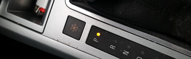 If Your Car Has A Snowflake Button Near The Gear Shift, Here's What It Does