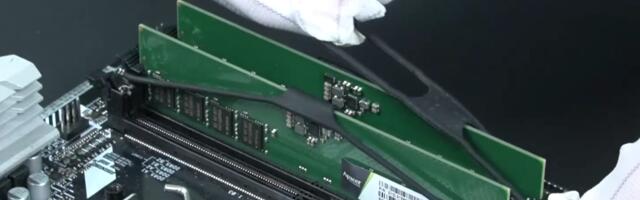 Buckle up! Apacer launches seat belt for RAM sticks — protection for DIMMs from vibration damage