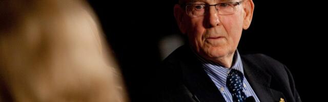 Top economist Gary Shilling says a recession and a deep stock-market plunge are likely by year-end