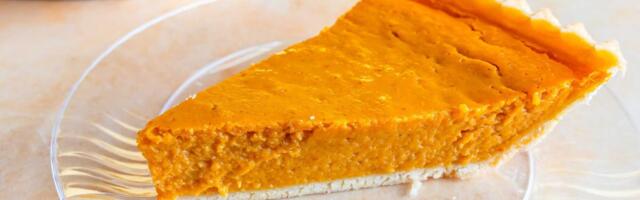 I'm a baker who tried to find the best store-bought pumpkin pie. Out of 4 desserts, there are only 2 I'd buy again.