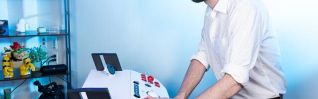 This Big Controller Lets You Relive Arcade Gaming’s Glory Days in VR