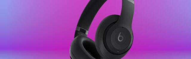 Apple Faces Class-Action Lawsuit Over Beats Headphones' Voice Features Apple Faces Class-Action Lawsuit Over Beats Headphones' Voice Features