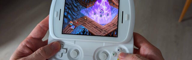 ANBERNIC’s latest update adds a new launcher, button mapping and more to its gaming handhelds
