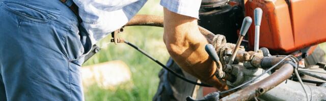 How To Drain Gas From Your Lawn Mower (And Why You Should)