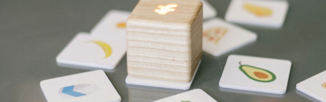 Kiri is a screen-free smart toy meant to help kids learn languages and more