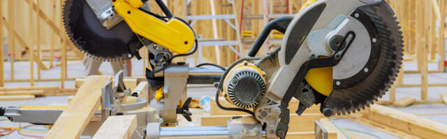 What Is A Single Bevel Miter Saw? (And How It's Different From Dual Bevel Models)