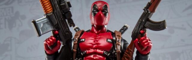 The New Marvel Legends Maximum Series Deadpool Lives Up to Those Descriptors