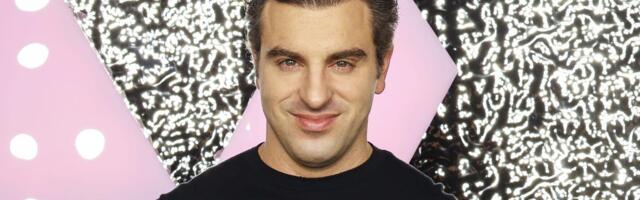 Airbnb CEO says he was self-conscious about working out when he first got to Silicon Valley. Times have changed.