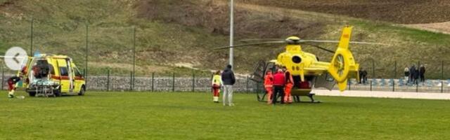 Užas u Hrvatskoj: Goman se sudario sa protivnikom, rekao da može da nastavi utakmicu, a zatim se srušio nasred terena!