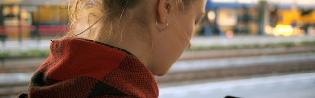 Is the “wild west” of online chat therapy doing more harm than good?