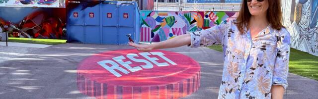 I furnished my post-divorce home for free. It taught me the importance of community.