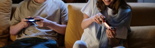 Stream, play, and relive your favorites on this $90 retro gaming console