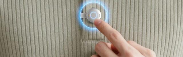 This coin-sized recorder wants to remember your meetings for you